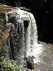 Popokvil Waterfall by Asienreisender